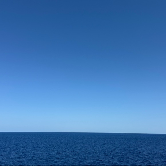 Meet your Posher, Yi - Picture 1 of 1